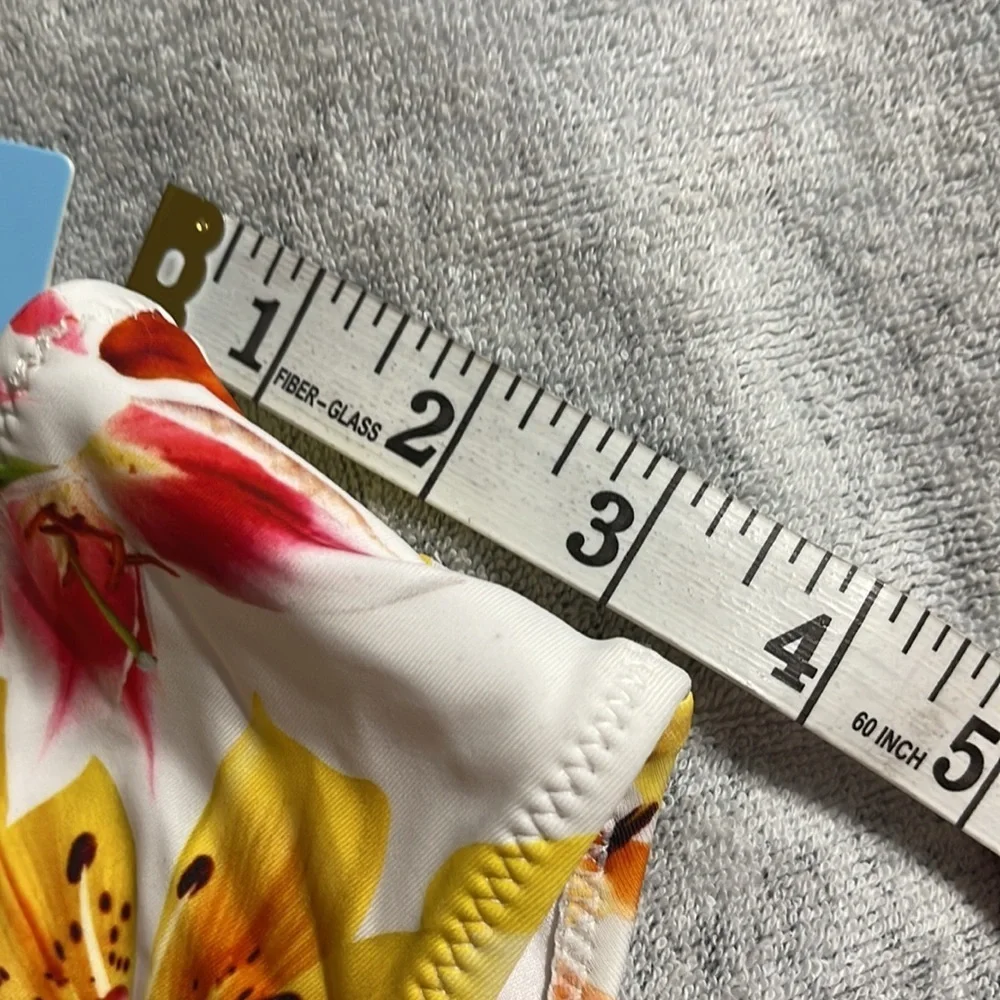 NWT women’s tropical floral swim bottoms L